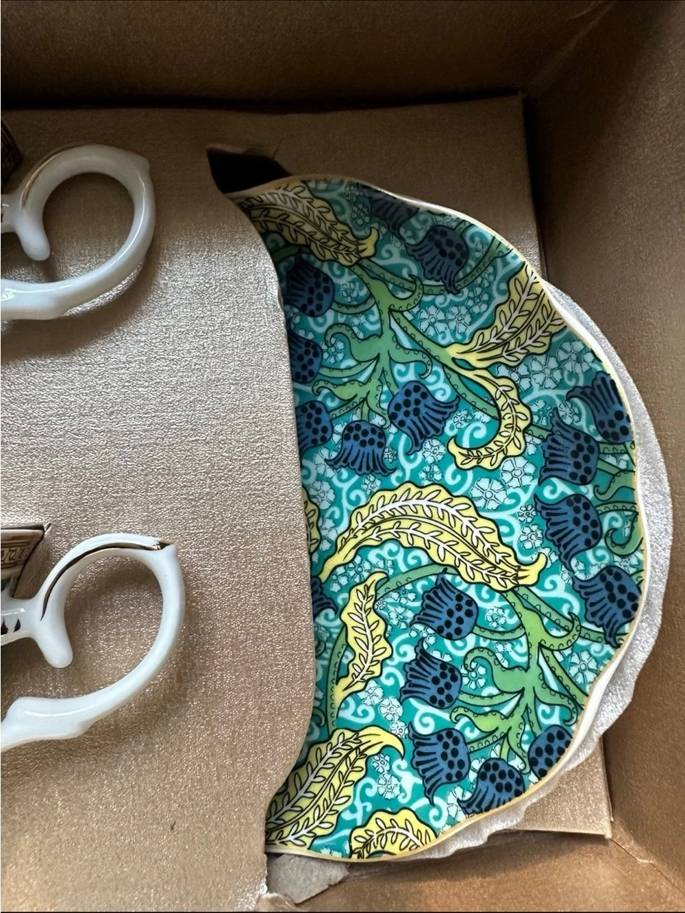 Grace Teaware Green & Gold Porcelain Teacup Set 2 Cups & 2 Saucers Gift Box NWT